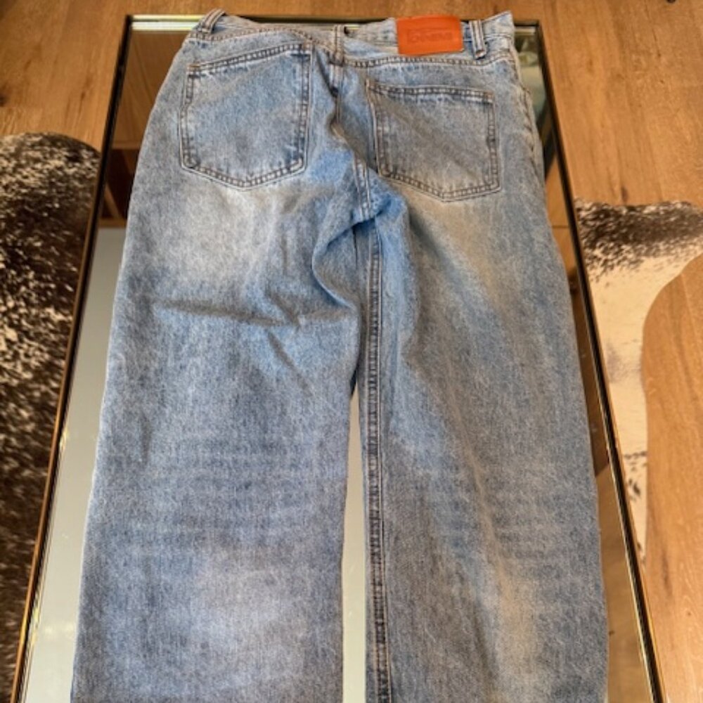 Pre-loved Princess Polly Straight Leg Jean in Light Wash - Size 2 - Picture 6 of 6